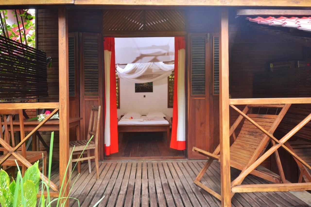 Hotel Benjamin Ambatoloaka  Exterior foto